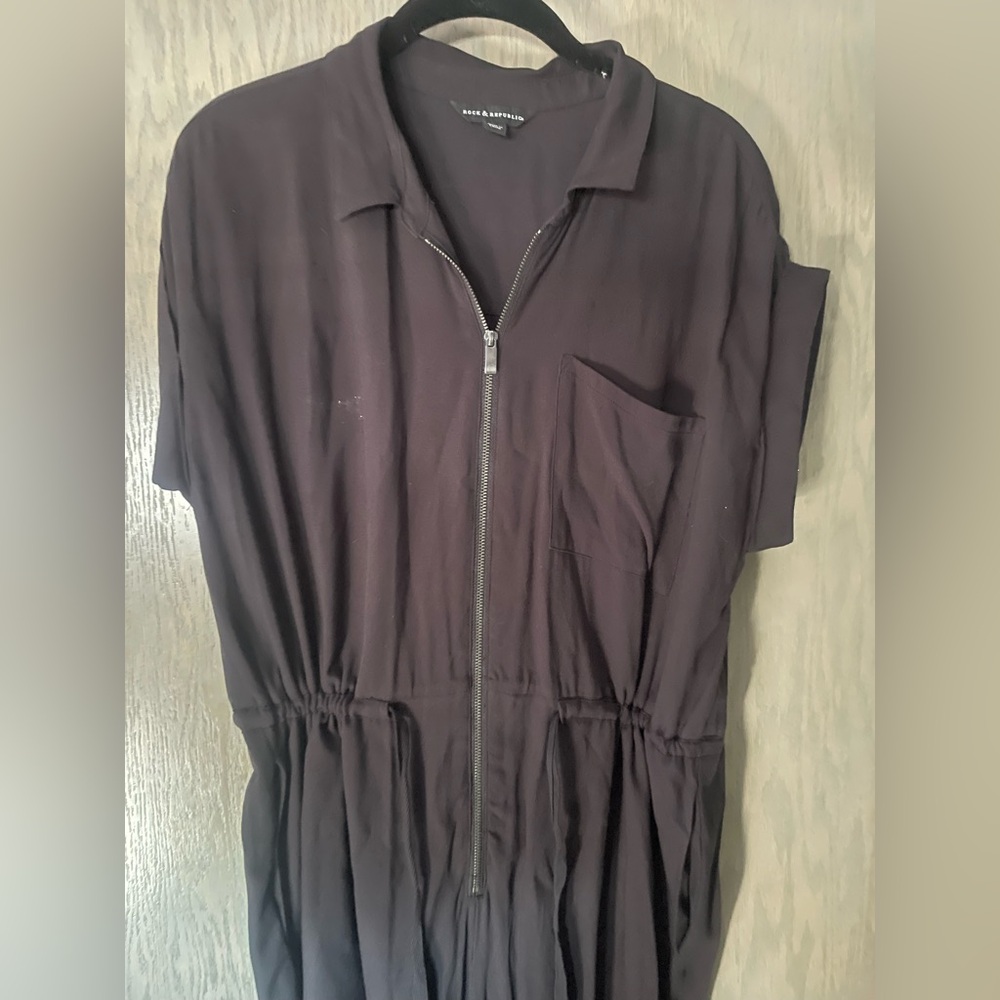 Rock & Republic Black Zippered Top